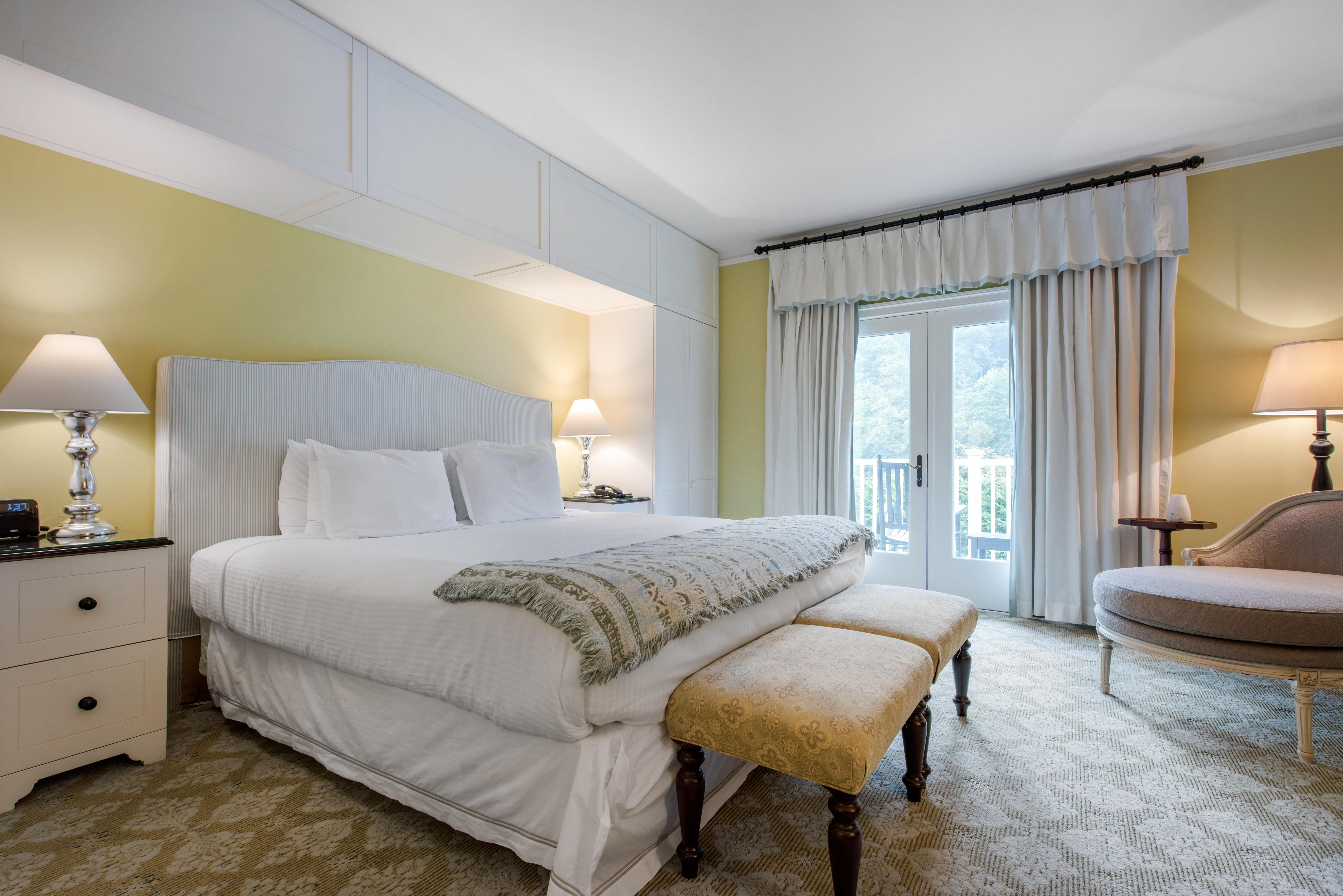 Omni Bedford Springs Resort & Spa Exterior photo